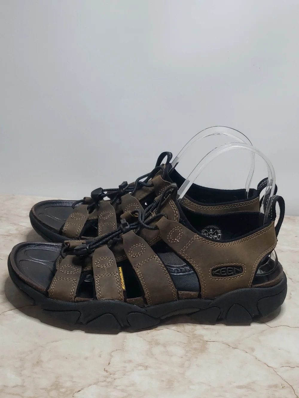 Keen sturdy outdoor